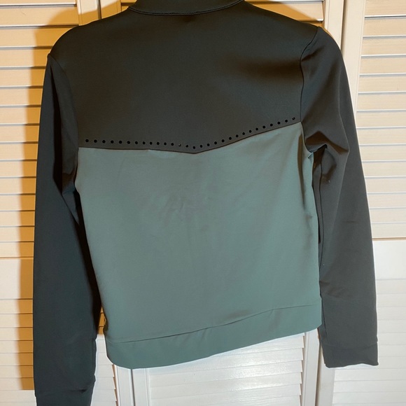 Fabletics Active Jacket - Picture 2 of 5